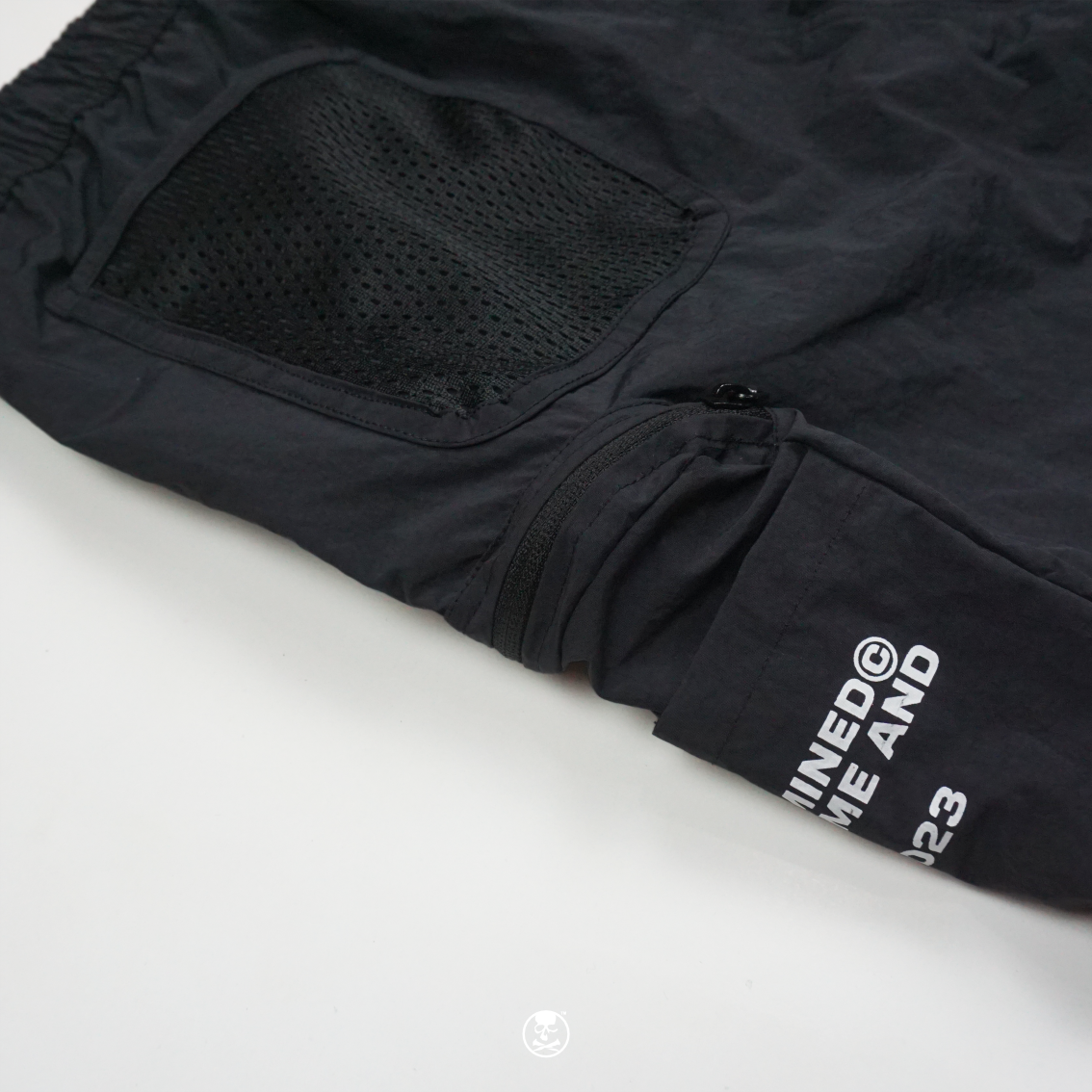 DETERMINED Baggy Cargo Shortpant GROUNDED Y2K Black Celana Pendek Pria - Gambar 6